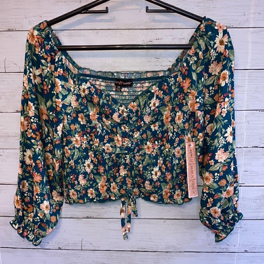Womens Almost Famous Cropped 3/4 Sleeve Blouse Shirt Top Lightweight Size M